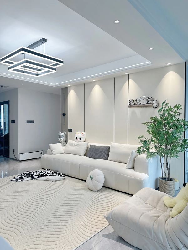 Phòng khách lát gạch trắng
